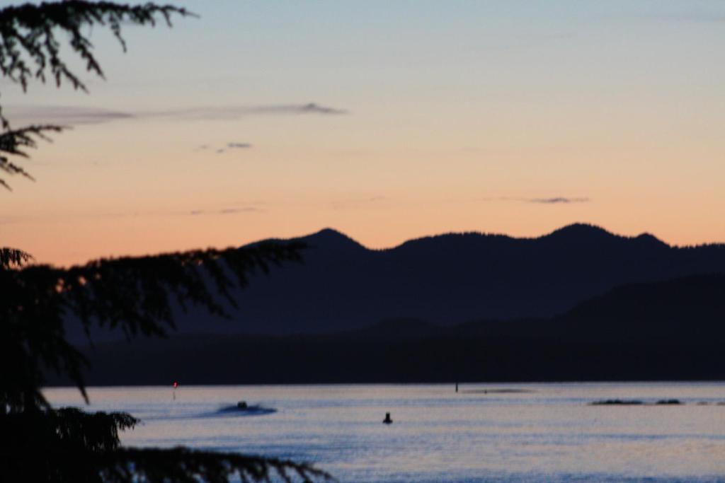 Tofino Swell Lodge Экстерьер фото
